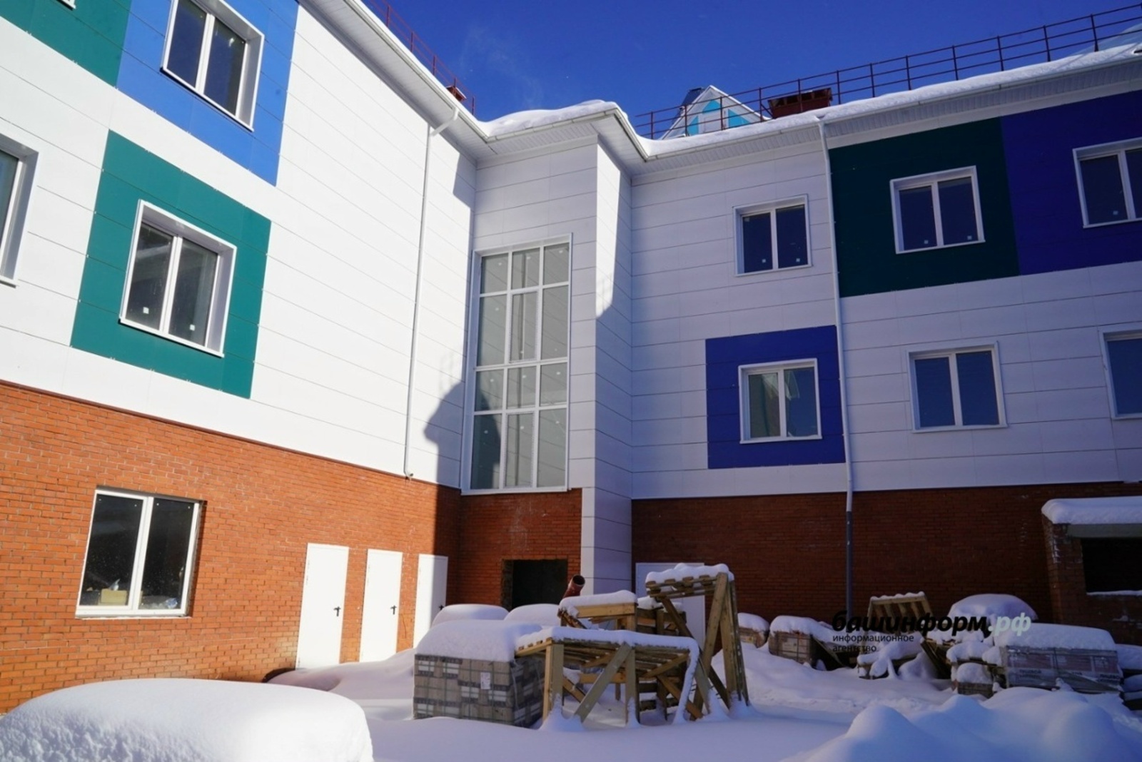 Хирургия корпусы төҙөлөп бөтәсәк