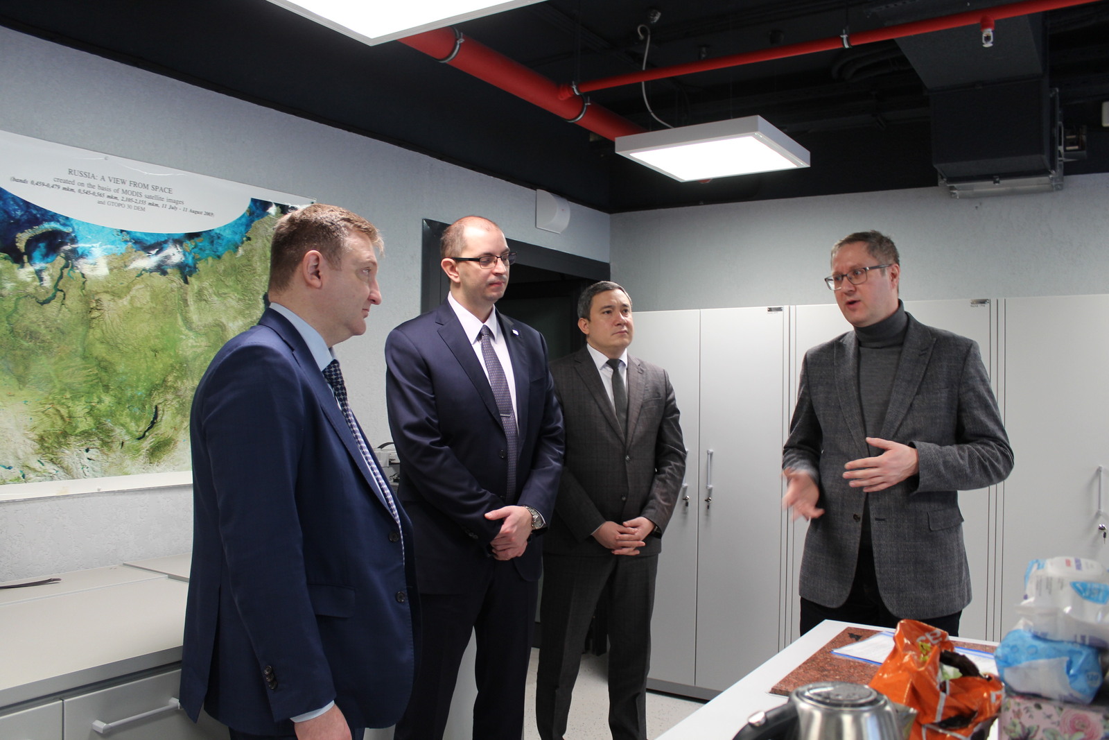 Замглавы Минпросвещения РФ Александр Бугаев посетил Межвузовский кампус Уфы и БГ