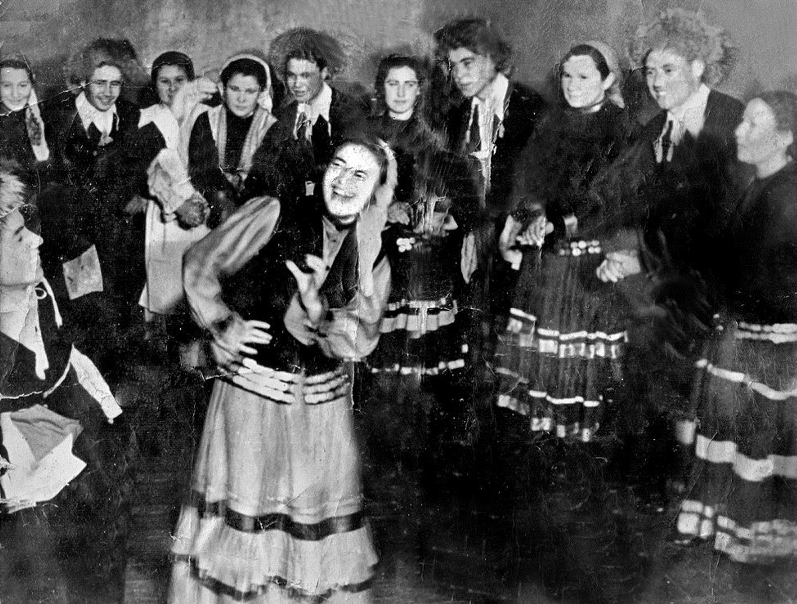 “Ләйсән”дең олатай-өләсәйҙәре